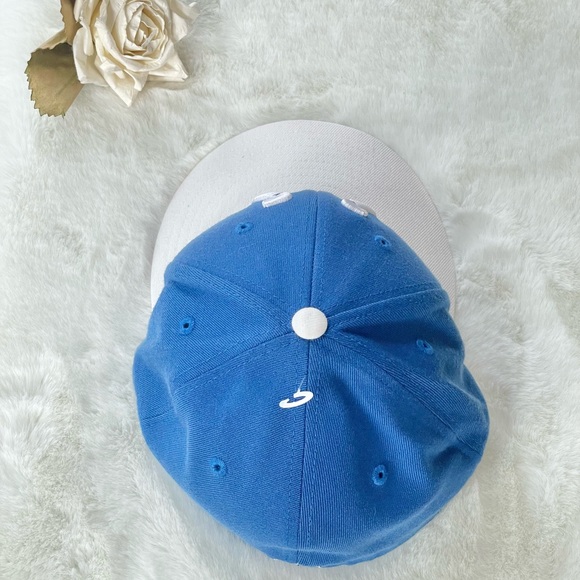 New with tags INDIANAPOLIS COLTS ONEFIELD REEBOK GENUINE NFL FITTED HAT 7 3/8 - Picture 3 of 5